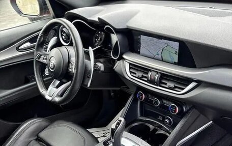 Alfa Romeo Stelvio, 2022 год, 4 505 254 рублей, 23 фотография