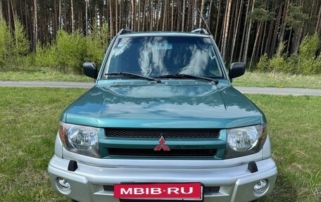 Mitsubishi Pajero iO, 1999 год, 700 000 рублей, 2 фотография