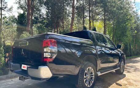 Mitsubishi L200 IV рестайлинг, 2021 год, 3 450 000 рублей, 6 фотография
