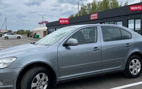 Skoda Octavia, 2011 год, 690 000 рублей, 2 фотография