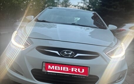 Hyundai Solaris II рестайлинг, 2014 год, 1 199 000 рублей, 5 фотография