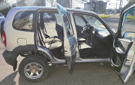 Chevrolet Niva I рестайлинг, 2012 год, 610 000 рублей, 16 фотография