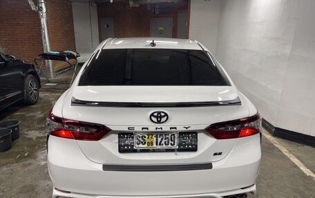 Toyota Camry, 2021 год, 2 490 000 рублей, 3 фотография