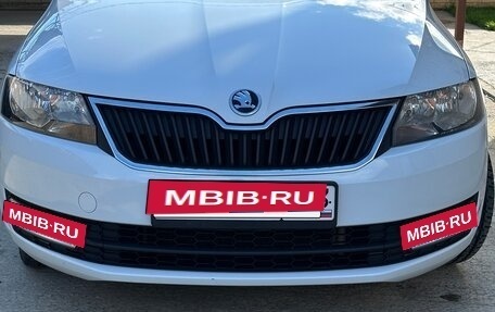 Skoda Rapid I, 2015 год, 1 375 000 рублей, 4 фотография