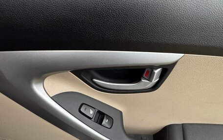Hyundai Elantra V, 2015 год, 1 250 000 рублей, 6 фотография