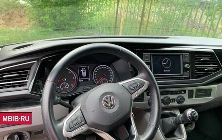 Volkswagen Caravelle T6 рестайлинг, 2020 год, 5 200 000 рублей, 21 фотография