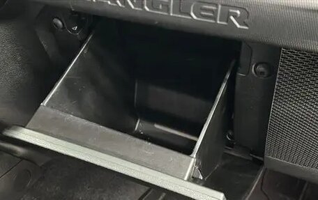 Jeep Wrangler, 2021 год, 5 644 018 рублей, 34 фотография