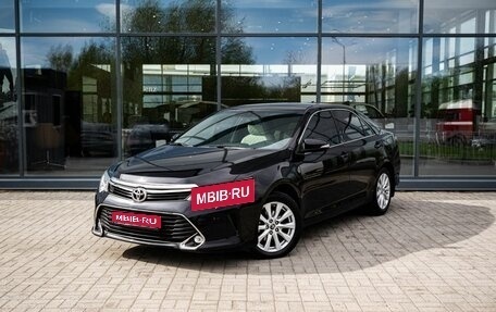 Toyota Camry, 2017 год, 2 550 000 рублей, 1 фотография