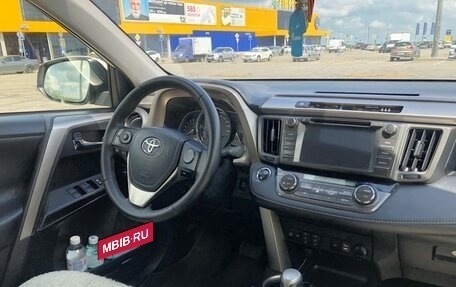 Toyota RAV4, 2014 год, 2 450 000 рублей, 4 фотография
