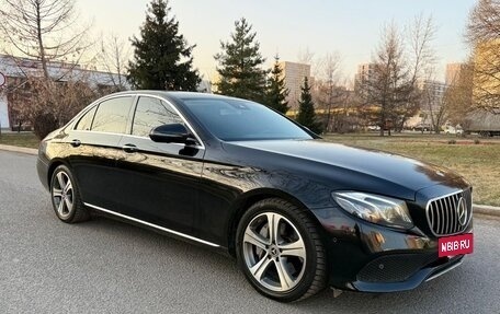 Mercedes-Benz E-Класс, 2016 год, 2 500 000 рублей, 2 фотография