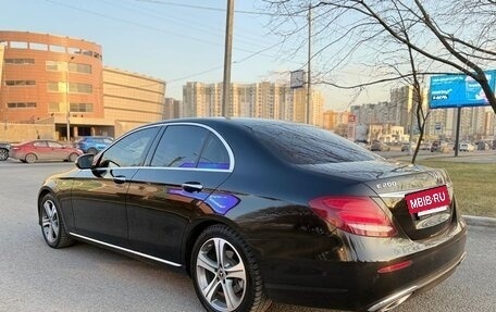 Mercedes-Benz E-Класс, 2016 год, 2 500 000 рублей, 5 фотография