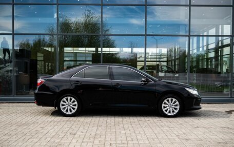 Toyota Camry, 2017 год, 2 550 000 рублей, 8 фотография