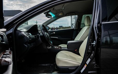 Toyota Camry, 2017 год, 2 550 000 рублей, 12 фотография