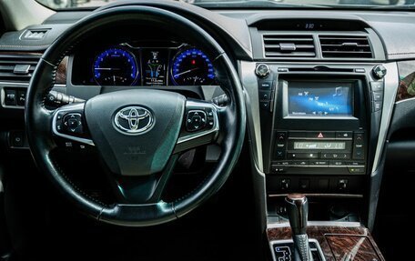 Toyota Camry, 2017 год, 2 550 000 рублей, 15 фотография