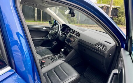 Volkswagen Tiguan II, 2018 год, 2 990 000 рублей, 12 фотография