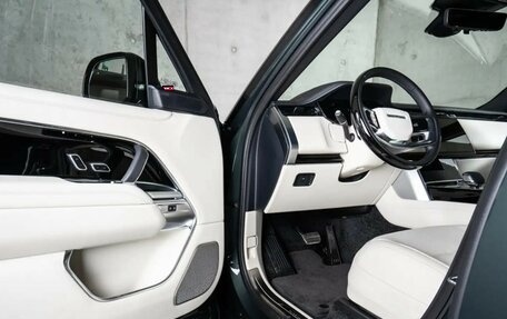 Land Rover Range Rover IV рестайлинг, 2025 год, 35 000 000 рублей, 11 фотография
