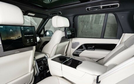 Land Rover Range Rover IV рестайлинг, 2025 год, 35 000 000 рублей, 15 фотография