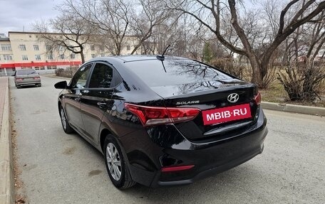 Hyundai Solaris II рестайлинг, 2017 год, 1 300 000 рублей, 8 фотография
