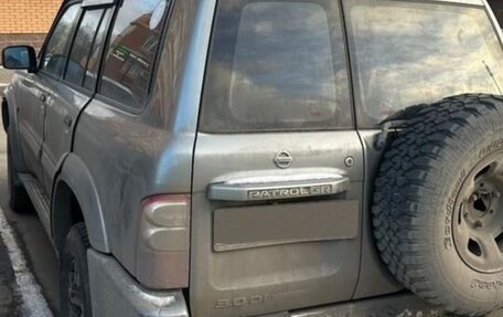 Nissan Patrol, 2004 год, 900 000 рублей, 3 фотография