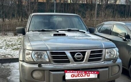 Nissan Patrol, 2004 год, 900 000 рублей, 2 фотография