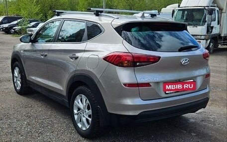 Hyundai Tucson III, 2019 год, 2 300 000 рублей, 3 фотография