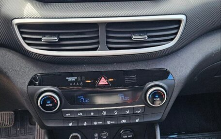 Hyundai Tucson III, 2019 год, 2 300 000 рублей, 15 фотография