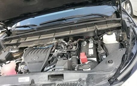 Toyota Highlander, 2022 год, 2 900 000 рублей, 22 фотография