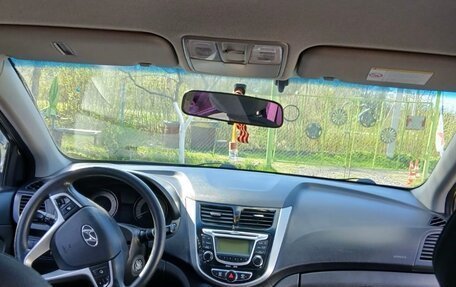 Hyundai Solaris II рестайлинг, 2012 год, 899 000 рублей, 11 фотография