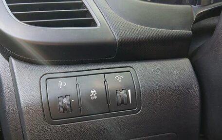 Hyundai Solaris II рестайлинг, 2012 год, 899 000 рублей, 10 фотография