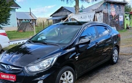 Hyundai Solaris II рестайлинг, 2012 год, 899 000 рублей, 4 фотография