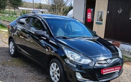 Hyundai Solaris II рестайлинг, 2012 год, 899 000 рублей, 6 фотография