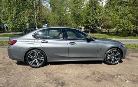 BMW 3 серия, 2022 год, 5 900 000 рублей, 2 фотография