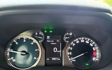 Toyota Land Cruiser Prado 150 рестайлинг 2, 2021 год, 6 790 000 рублей, 28 фотография