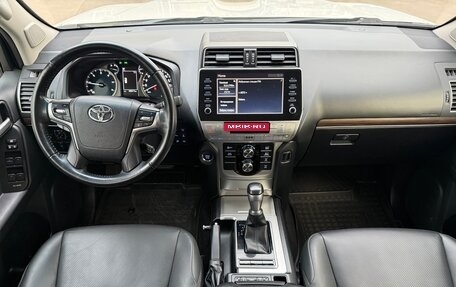 Toyota Land Cruiser Prado 150 рестайлинг 2, 2021 год, 6 790 000 рублей, 25 фотография