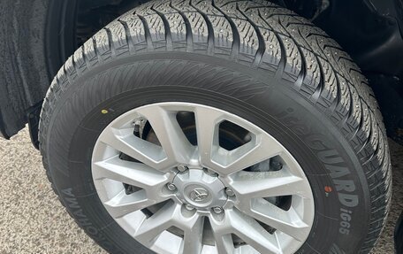 Toyota Land Cruiser Prado 150 рестайлинг 2, 2013 год, 4 050 000 рублей, 9 фотография
