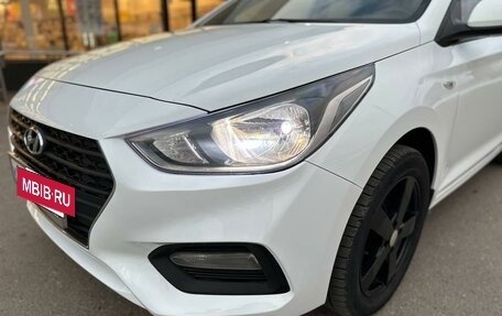 Hyundai Solaris II рестайлинг, 2017 год, 922 000 рублей, 21 фотография