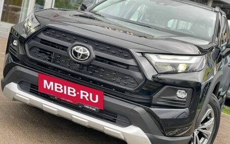 Toyota RAV4, 2024 год, 3 850 000 рублей, 8 фотография