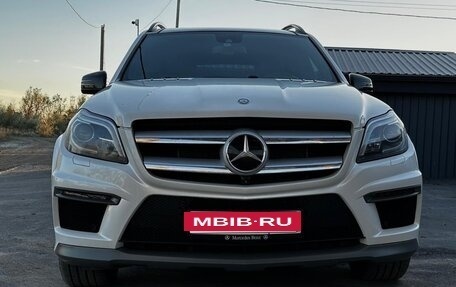 Mercedes-Benz GL-Класс, 2015 год, 2 500 000 рублей, 2 фотография