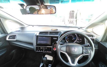 Honda Fit III, 2019 год, 1 000 000 рублей, 10 фотография