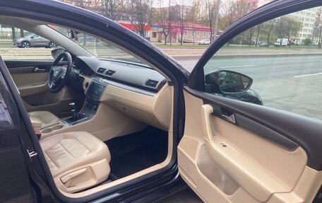 Volkswagen Passat B7, 2011 год, 920 000 рублей, 21 фотография