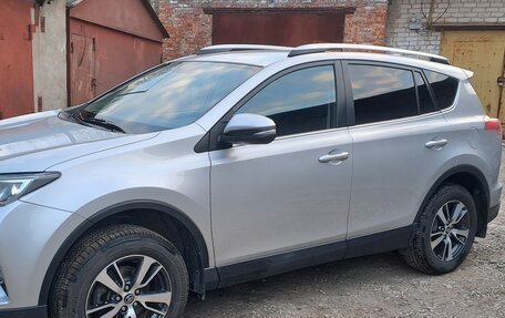 Toyota RAV4, 2016 год, 2 290 000 рублей, 7 фотография