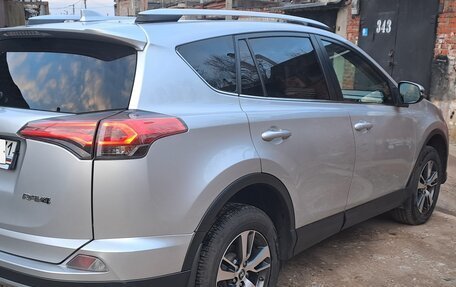 Toyota RAV4, 2016 год, 2 290 000 рублей, 6 фотография