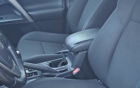 Toyota RAV4, 2016 год, 2 290 000 рублей, 11 фотография