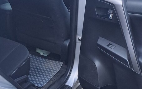 Toyota RAV4, 2016 год, 2 290 000 рублей, 24 фотография