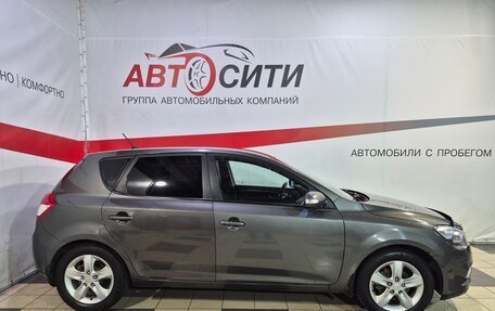 KIA cee'd I рестайлинг, 2010 год, 670 000 рублей, 8 фотография