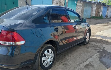Volkswagen Polo VI (EU Market), 2011 год, 439 000 рублей, 2 фотография