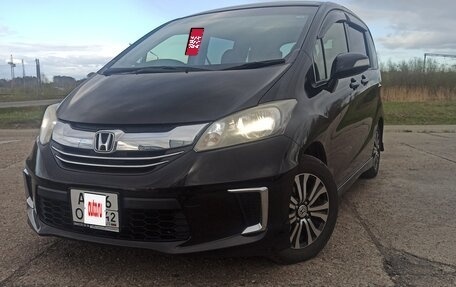 Honda Freed I, 2014 год, 1 330 000 рублей, 2 фотография