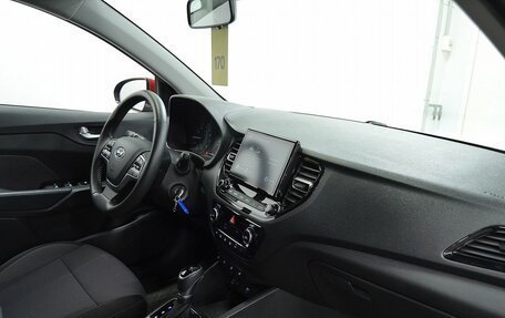 Hyundai Solaris II рестайлинг, 2022 год, 1 750 000 рублей, 24 фотография