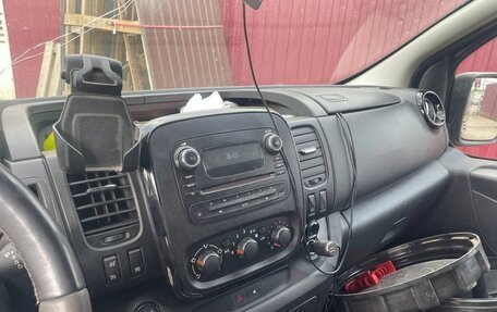 Opel Vivaro B, 2015 год, 1 950 000 рублей, 12 фотография