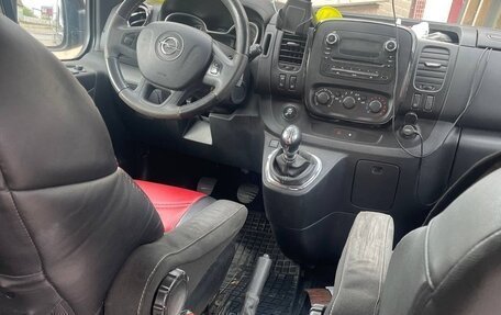 Opel Vivaro B, 2015 год, 1 950 000 рублей, 10 фотография